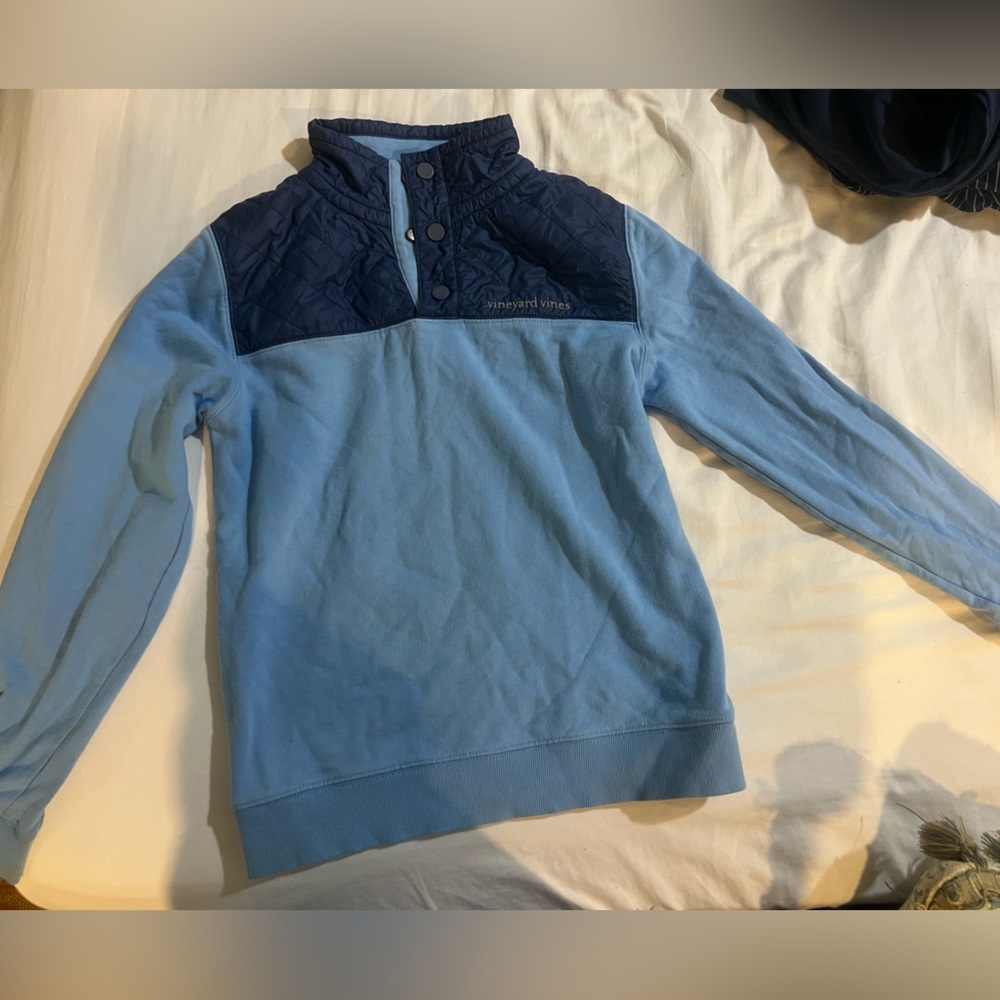 Size Medium Boys Vineyard Vines half snap jacket.